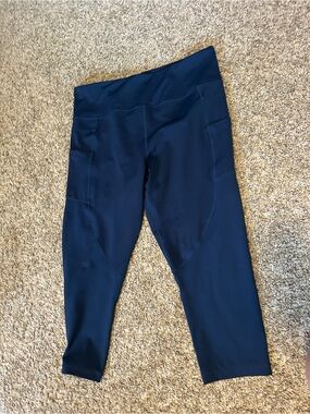 ZYIA Navy Performance Capri Leggings